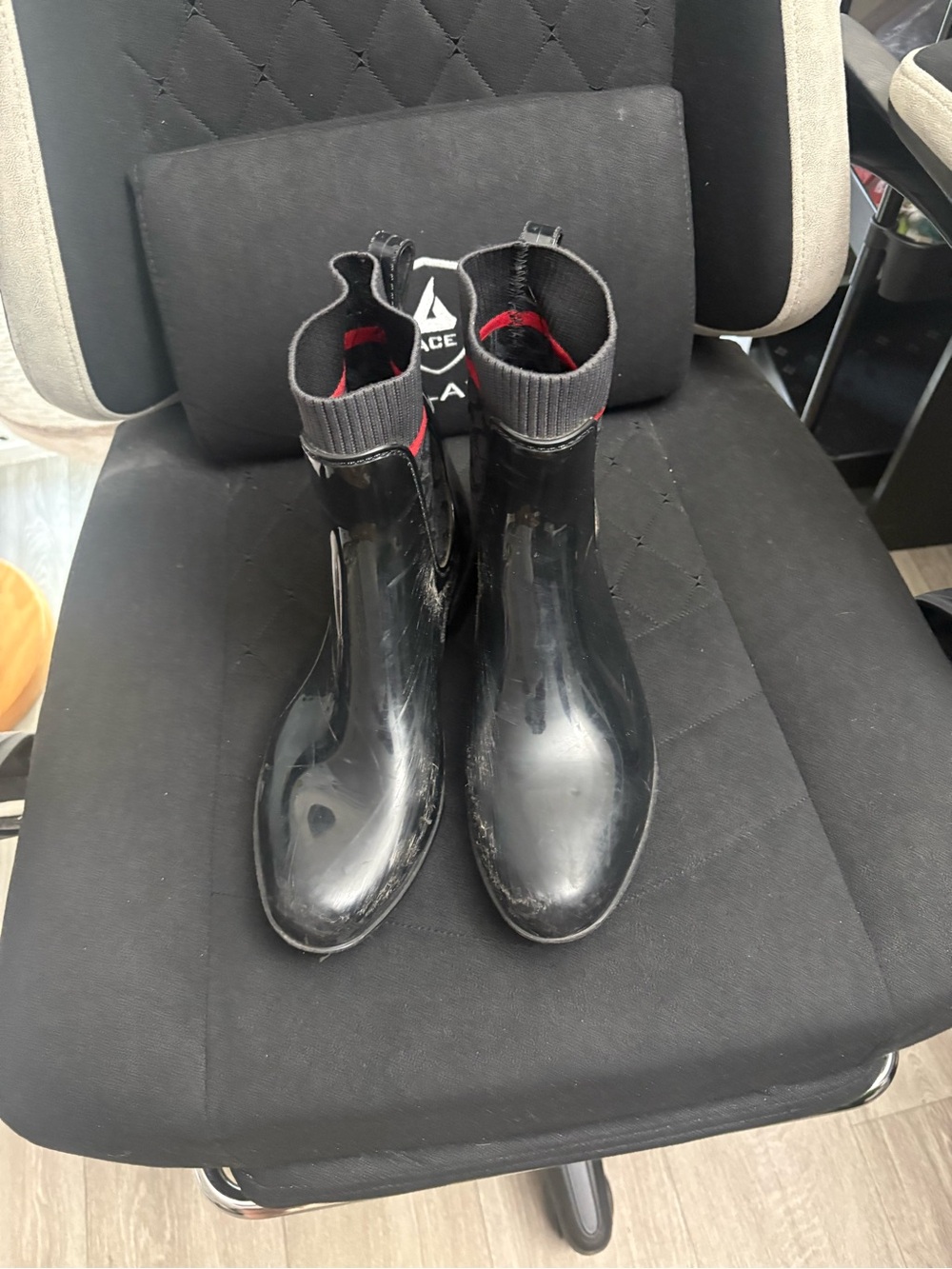 Coach Men's Black Gloss Chelsea-Style Rain Boots with Red Lining